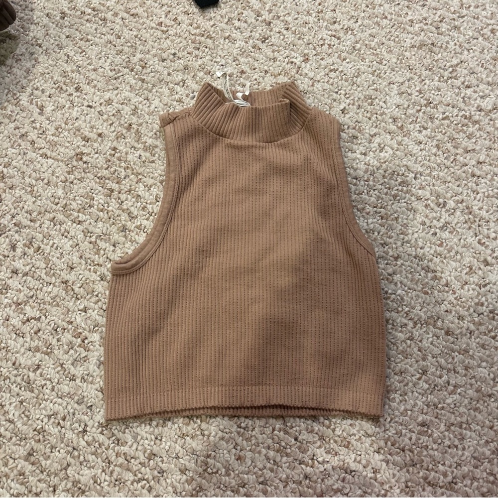 Aeropostale xs crop top tan mock neck ribbed PERFECT CONDITION